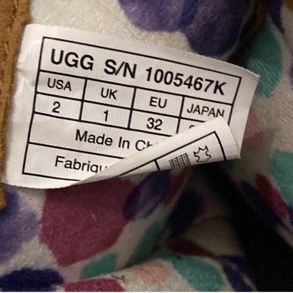 UGG Fall/spring tan suede boots for girls size 2 - Picture 8 of 8